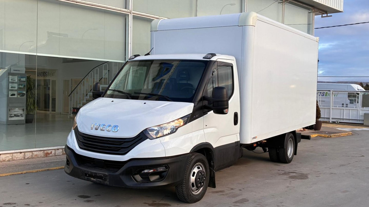 Caja cerrada con plataforma elevadora IVECO 35C16 20m3 - Фургон с закрытым кузовом: фото 1 Caja cerrada con plataforma elevadora IVECO 35C16 20m3 - Фургон с закрытым кузовом: фото 1