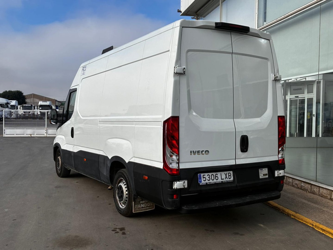 Frigorífico IVECO 35S16 V FRIGORÍFICA 12m3 - Фургон-рефрижератор: фото 4 Frigorífico IVECO 35S16 V FRIGORÍFICA 12m3 - Фургон-рефрижератор: фото 4