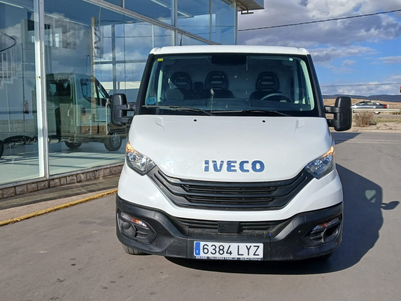 Furgón IVECO 35S16 V 9m3 - Цельнометаллический фургон: фото 2 Furgón IVECO 35S16 V 9m3 - Цельнометаллический фургон: фото 2