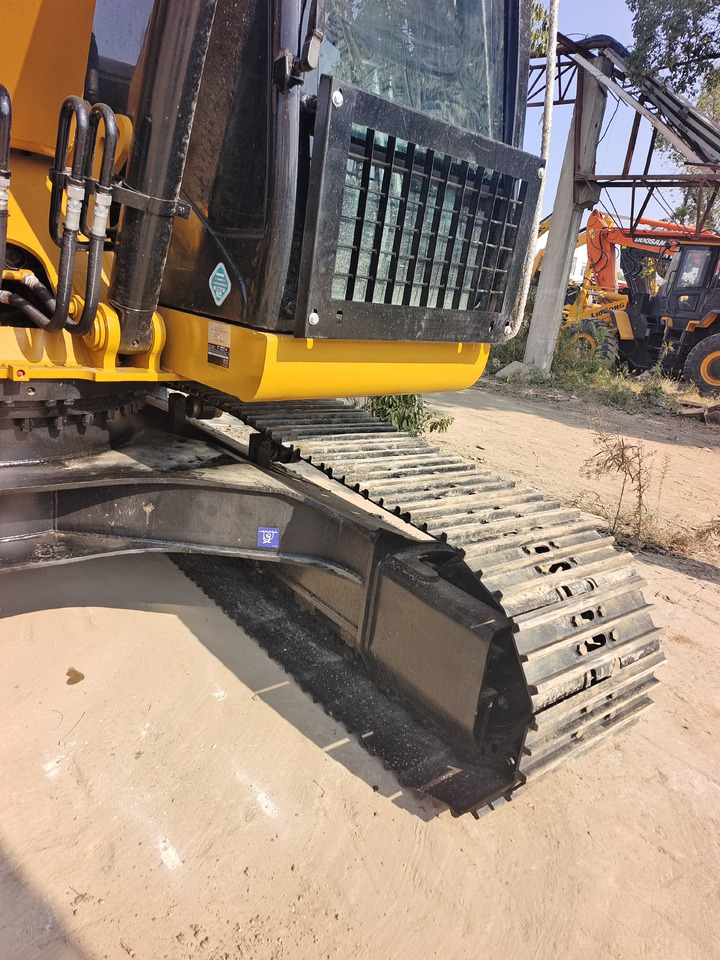 Гусеничный экскаватор CAT 320D2L: фото 30 Гусеничный экскаватор CAT 320D2L: фото 30