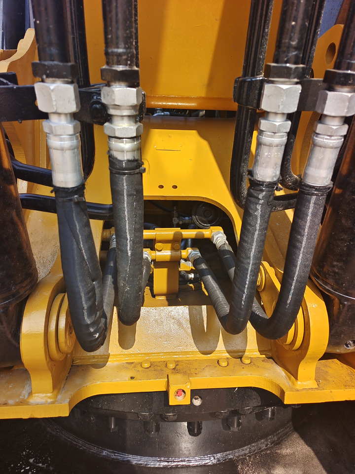 Гусеничный экскаватор CAT 320D2L: фото 31 Гусеничный экскаватор CAT 320D2L: фото 31