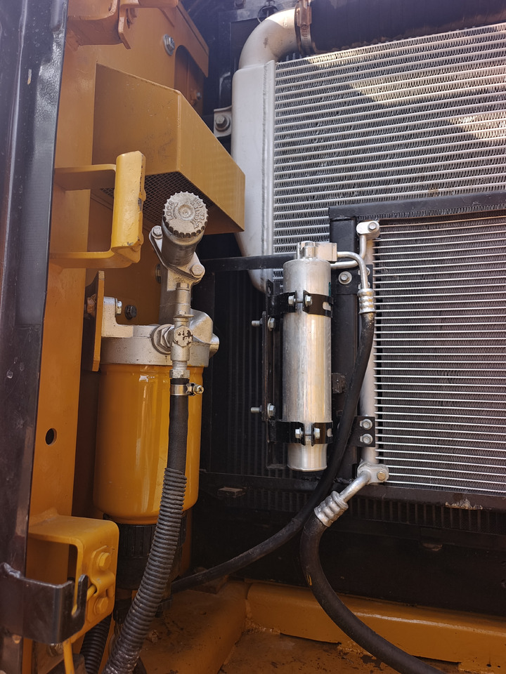 Гусеничный экскаватор CAT 320D2L: фото 7 Гусеничный экскаватор CAT 320D2L: фото 7