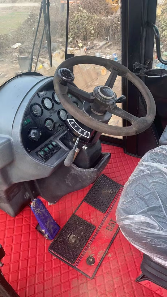 CAT 950H - Колёсный погрузчик: фото 3 CAT 950H - Колёсный погрузчик: фото 3