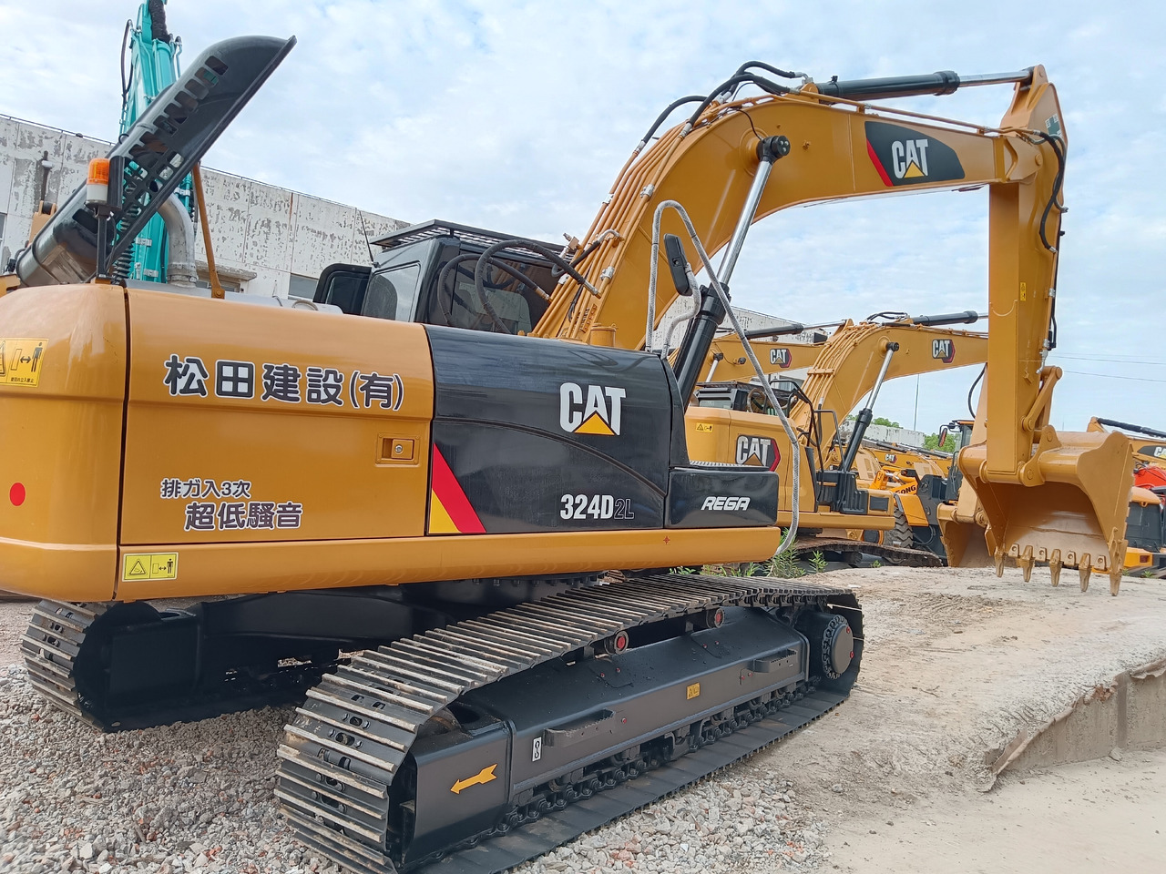 CATERPILLAR 324D2L CAT 324D L 330D2L 320D2L - Гусеничный экскаватор: фото 1 CATERPILLAR 324D2L CAT 324D L 330D2L 320D2L - Гусеничный экскаватор: фото 1