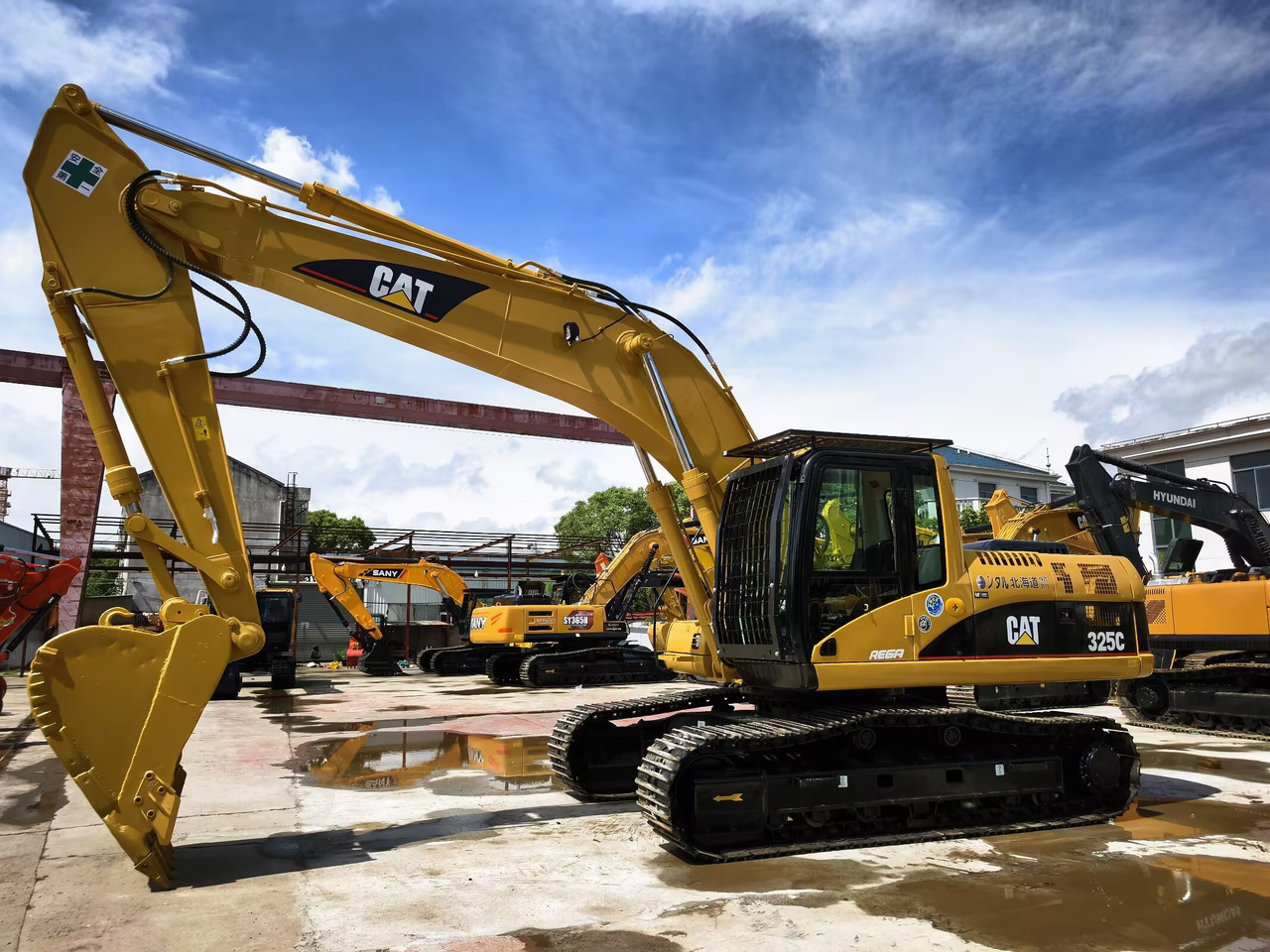 CATERPILLAR 325C - Гусеничный экскаватор: фото 2 CATERPILLAR 325C - Гусеничный экскаватор: фото 2