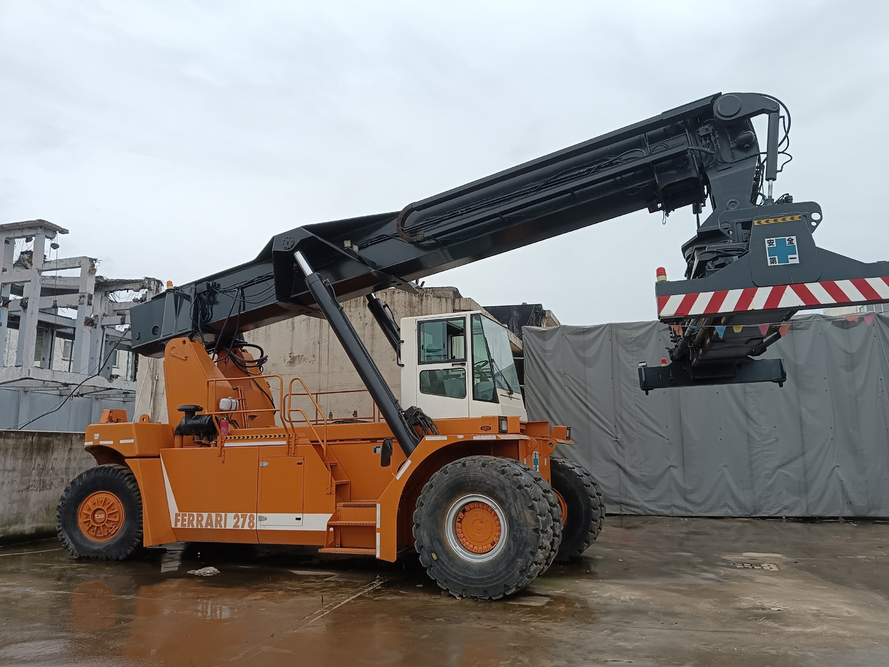 CVS FERRARRI 278 Ferrarri F278.6 - Ричстакер: фото 1 CVS FERRARRI 278 Ferrarri F278.6 - Ричстакер: фото 1