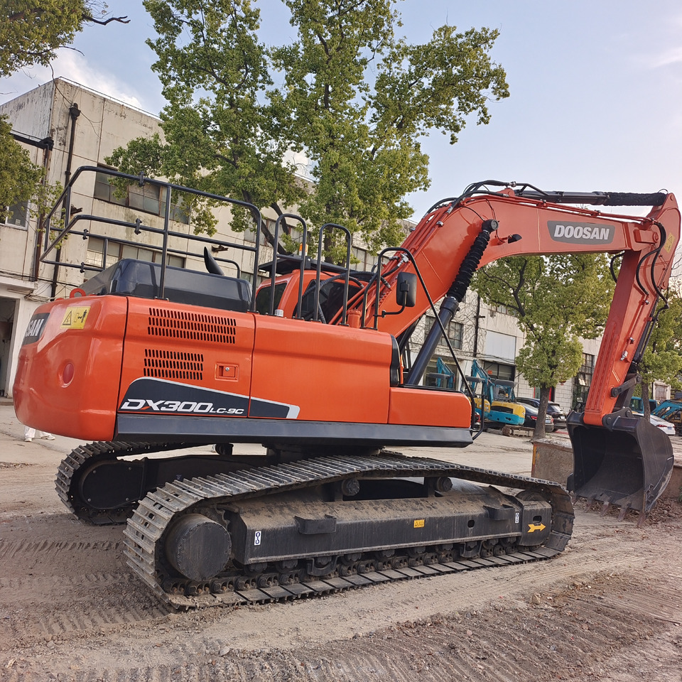 DOOSAN DX 300 LC - 9C DX300 LCA - Гусеничный экскаватор: фото 2 DOOSAN DX 300 LC - 9C DX300 LCA - Гусеничный экскаватор: фото 2