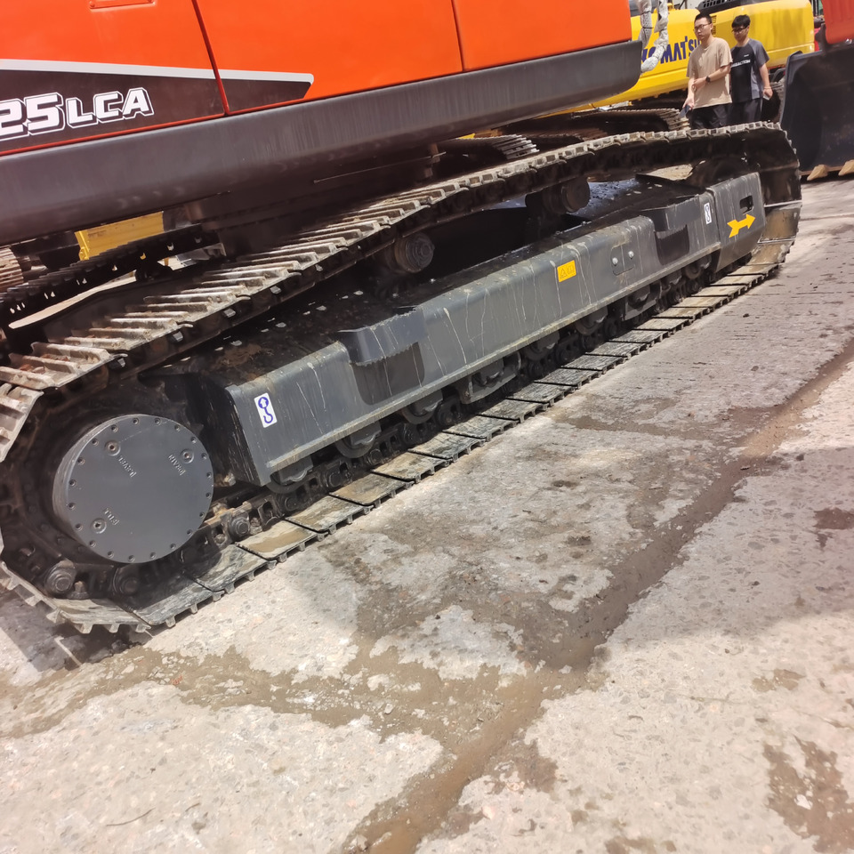 DOOSAN DX225LCA DX225LC-9C - Гусеничный экскаватор: фото 2 DOOSAN DX225LCA DX225LC-9C - Гусеничный экскаватор: фото 2