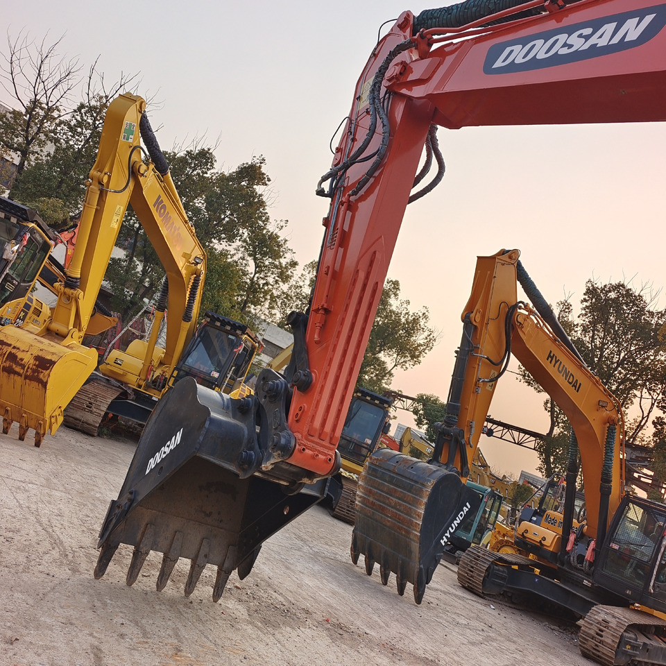 DOOSAN DX300 LC-9C DX 300 LCA DX340 DX225 - Гусеничный экскаватор: фото 5 DOOSAN DX300 LC-9C DX 300 LCA DX340 DX225 - Гусеничный экскаватор: фото 5