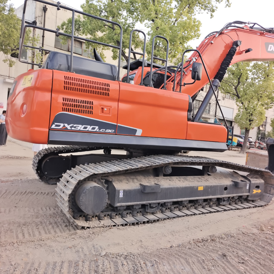 DOOSAN DX300 LC-9C DX300 LCA DX 340 LC-9C DX340 LCA - Гусеничный экскаватор: фото 3 DOOSAN DX300 LC-9C DX300 LCA DX 340 LC-9C DX340 LCA - Гусеничный экскаватор: фото 3