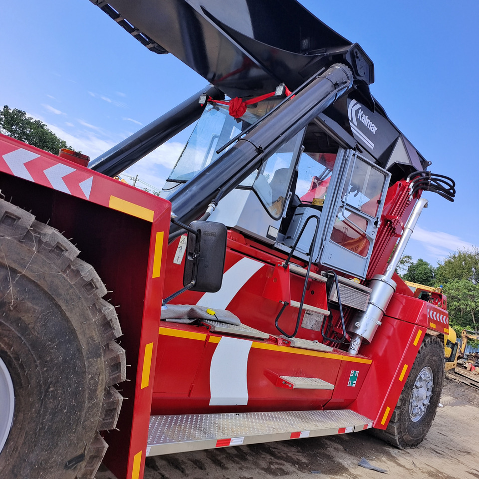 KALMAR DRF450 45 TON REACH STACKER DRT450 DRU450 DRD 450 - Ричстакер: фото 3 KALMAR DRF450 45 TON REACH STACKER DRT450 DRU450 DRD 450 - Ричстакер: фото 3