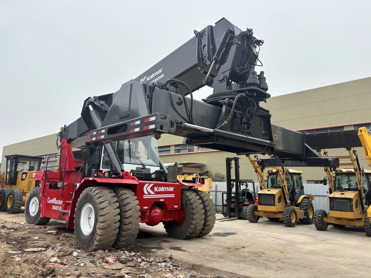 KALMAR DRS4527-S5 - Ричстакер: фото 1 KALMAR DRS4527-S5 - Ричстакер: фото 1