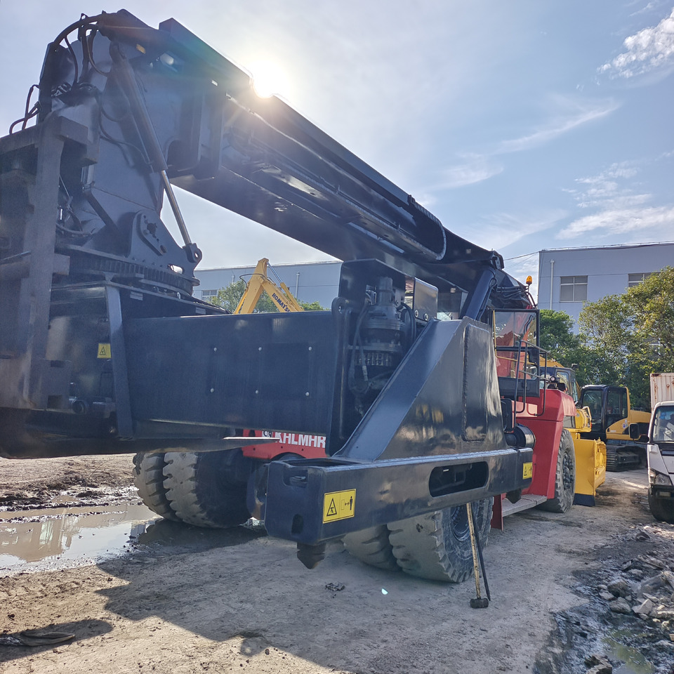 KALMAR DRT450 45 TON REACH STACKER DRF450 DRU DRD 450 - Ричстакер: фото 4 KALMAR DRT450 45 TON REACH STACKER DRF450 DRU DRD 450 - Ричстакер: фото 4