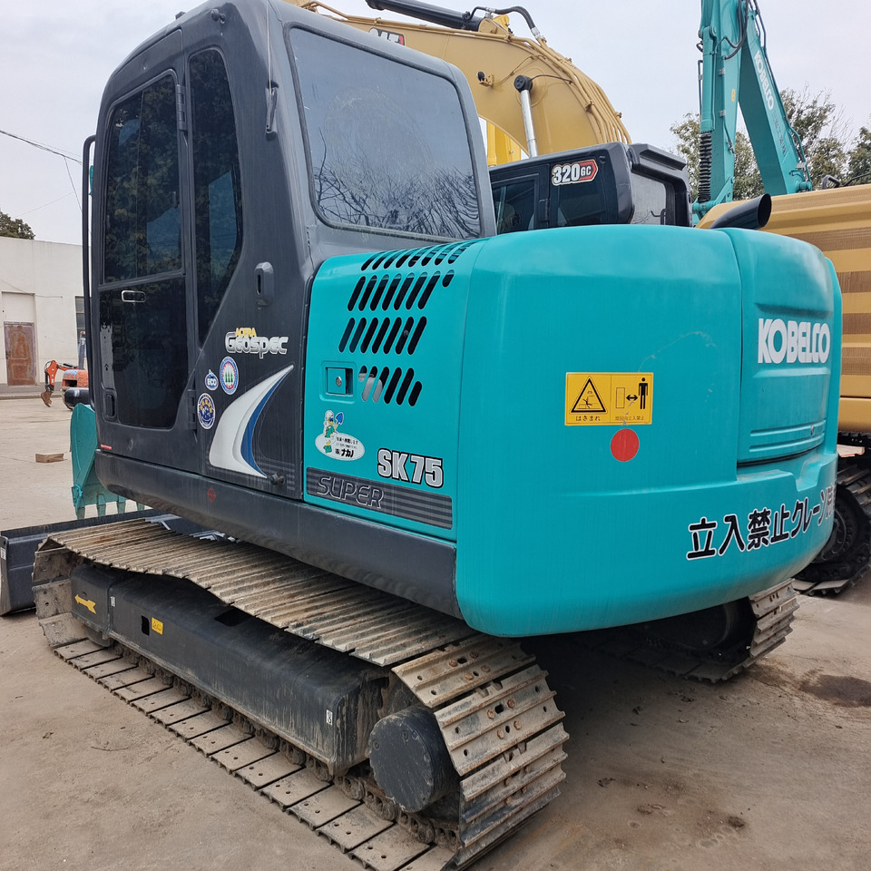 KOBELCO SK 75 SK75 Kobelco SK 140 200-8 210LC - Гусеничный экскаватор: фото 5 KOBELCO SK 75 SK75 Kobelco SK 140 200-8 210LC - Гусеничный экскаватор: фото 5