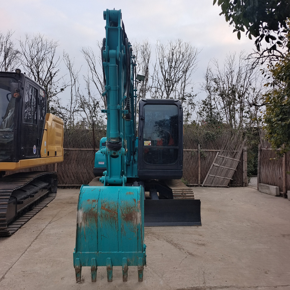 KOBELCO SK 75 SK75 Kobelco SK 140 200-8 210LC - Гусеничный экскаватор: фото 2 KOBELCO SK 75 SK75 Kobelco SK 140 200-8 210LC - Гусеничный экскаватор: фото 2