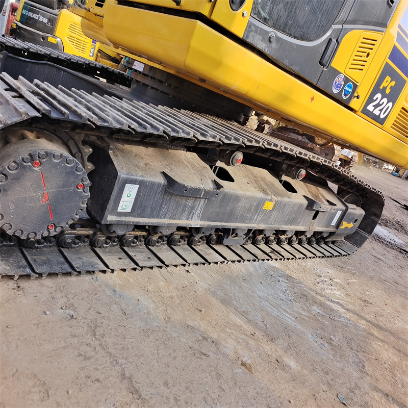 Гусеничный экскаватор KOMATSU PC220-8N1 PC220: фото 19