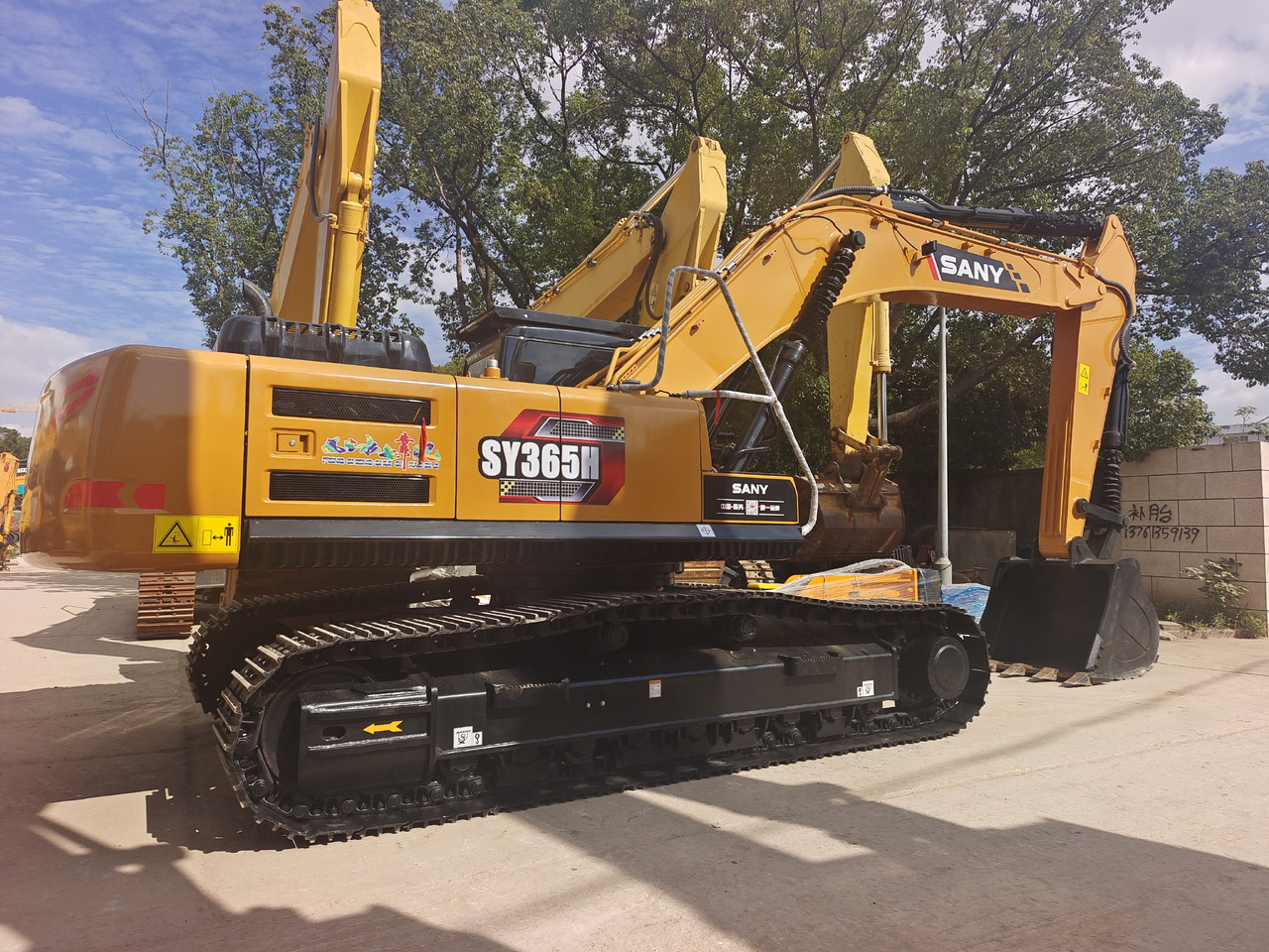 SANY 365H SY 365 H 335H 305H - Гусеничный экскаватор: фото 1 SANY 365H SY 365 H 335H 305H - Гусеничный экскаватор: фото 1