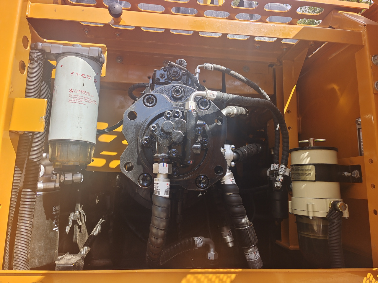 SANY 365H SY 365 H 335H 305H - Гусеничный экскаватор: фото 3 SANY 365H SY 365 H 335H 305H - Гусеничный экскаватор: фото 3