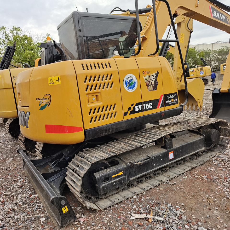 SANY 75C SY 75 C 60C 35U 215C - Мини-экскаватор: фото 1 SANY 75C SY 75 C 60C 35U 215C - Мини-экскаватор: фото 1