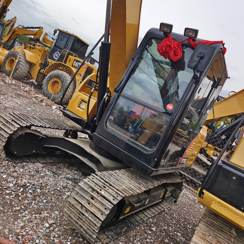 SANY 75C SY 75 C 60C 35U 215C - Мини-экскаватор: фото 4 SANY 75C SY 75 C 60C 35U 215C - Мини-экскаватор: фото 4