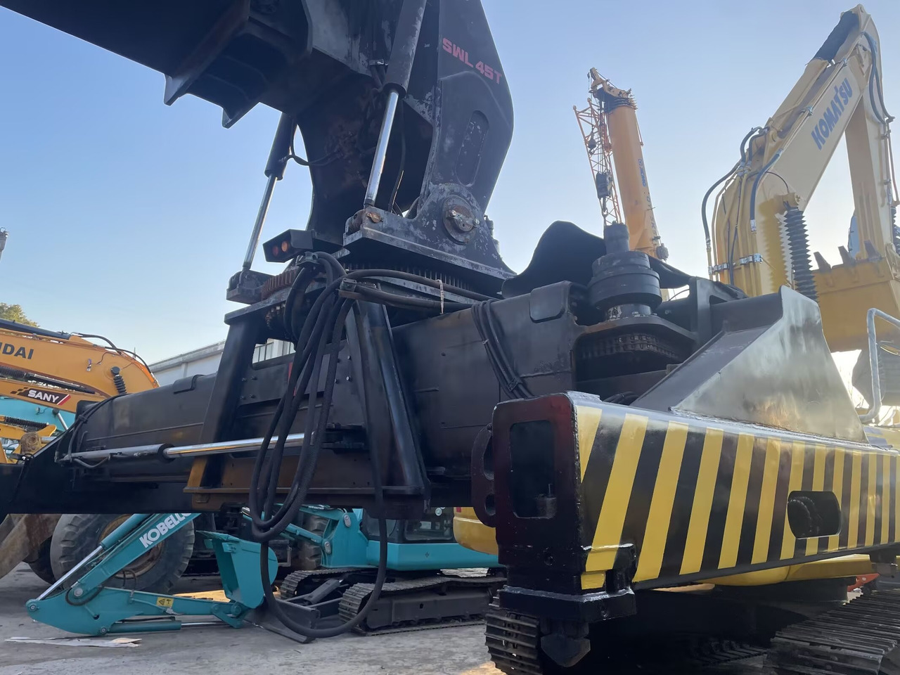 SANY SRSC 45 C30 45 TON REACH STACKER - Ричстакер: фото 2 SANY SRSC 45 C30 45 TON REACH STACKER - Ричстакер: фото 2