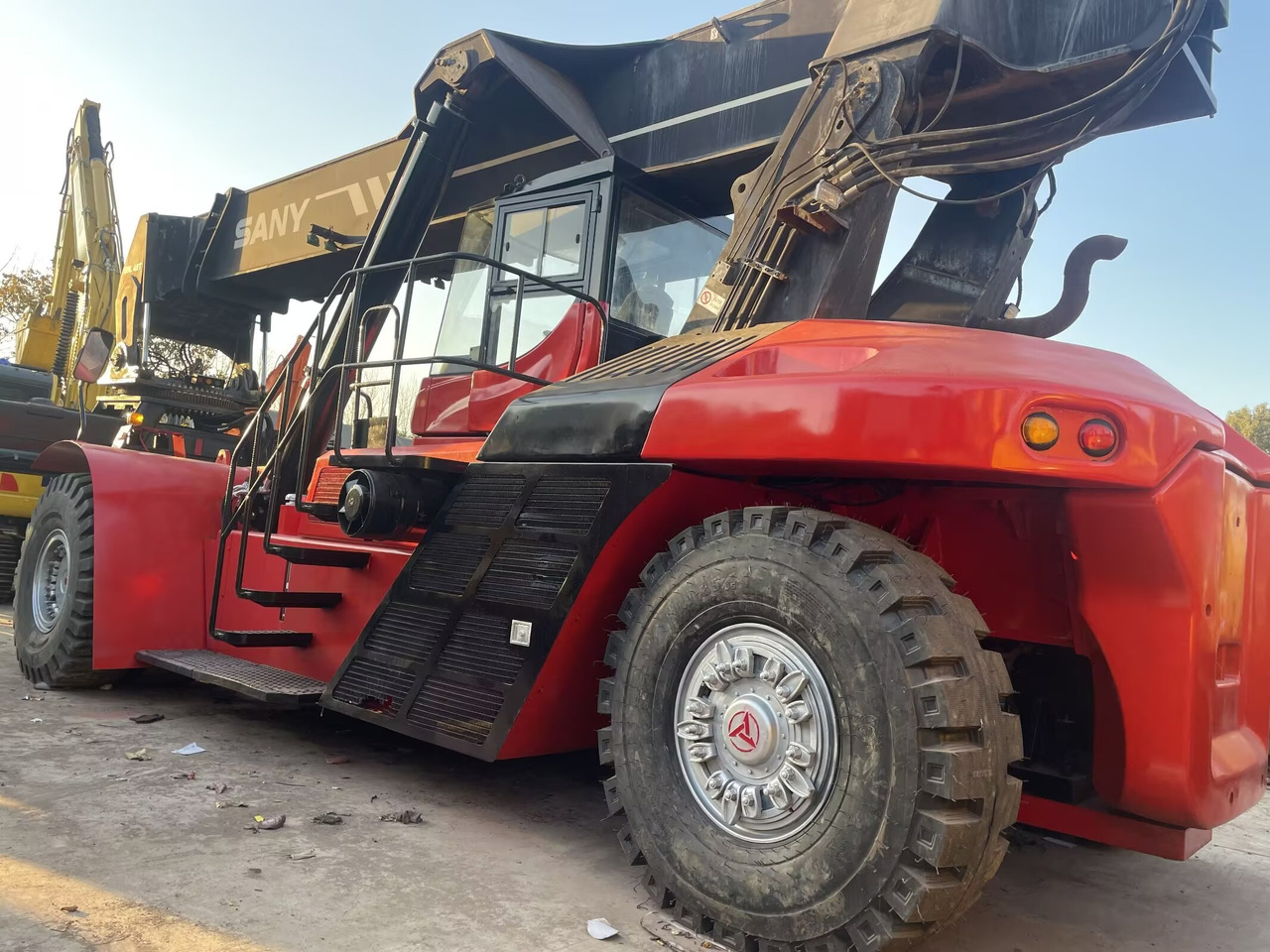 SANY SRSC45C30 - Ричстакер: фото 1 SANY SRSC45C30 - Ричстакер: фото 1