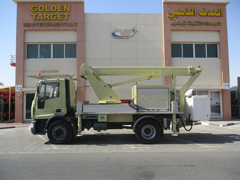 Iveco Euro Cargo 180E28 - Подъёмник: фото 5 Iveco Euro Cargo 180E28 - Подъёмник: фото 5