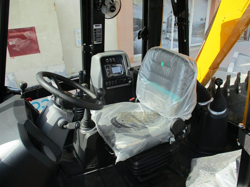 Новый Погрузчик JCB 3DX: фото 11