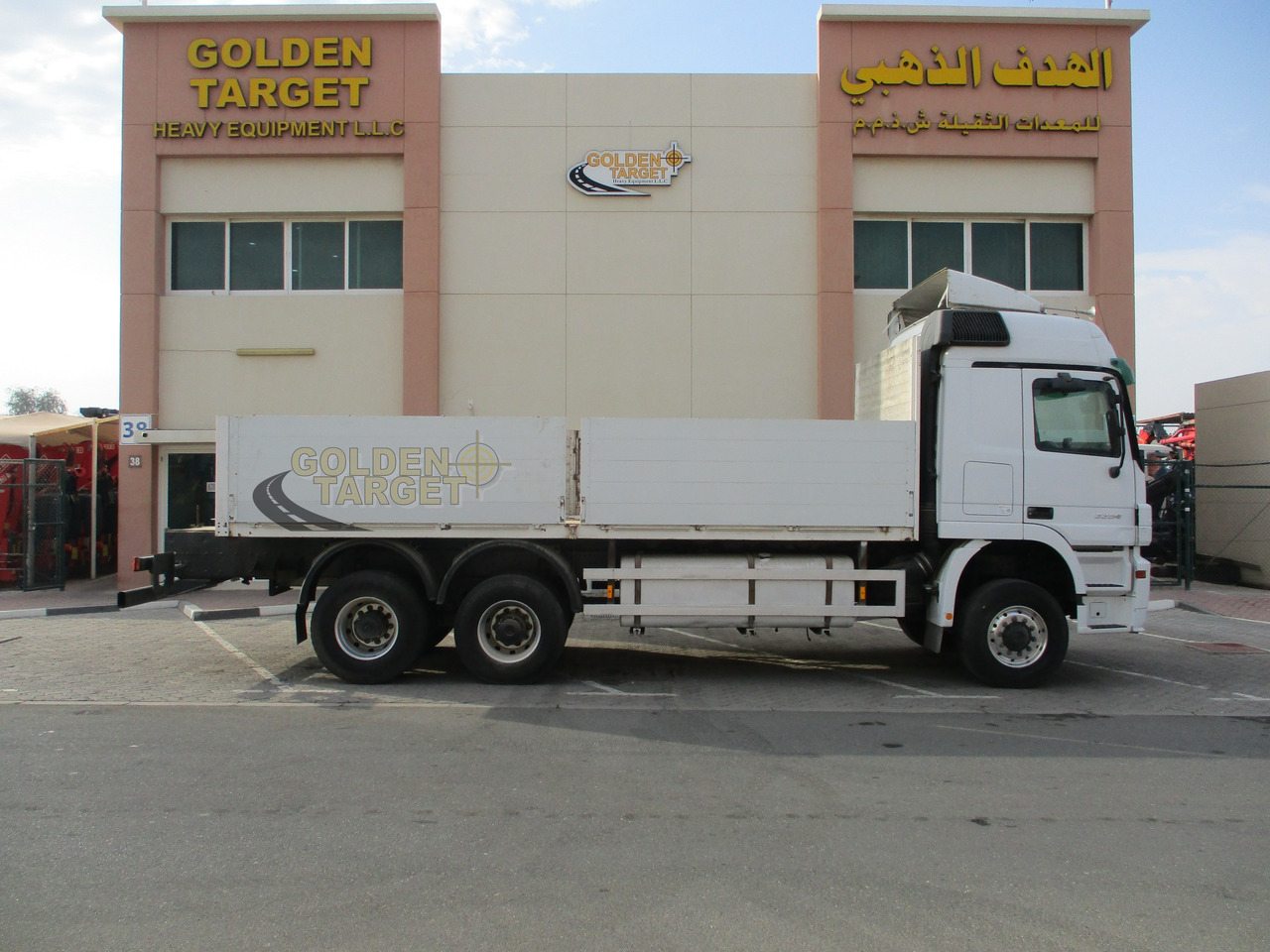 MERCEDES-BENZ ACTROS 3354 6x6 Chassis Truck - Грузовик-шасси: фото 5 MERCEDES-BENZ ACTROS 3354 6x6 Chassis Truck - Грузовик-шасси: фото 5
