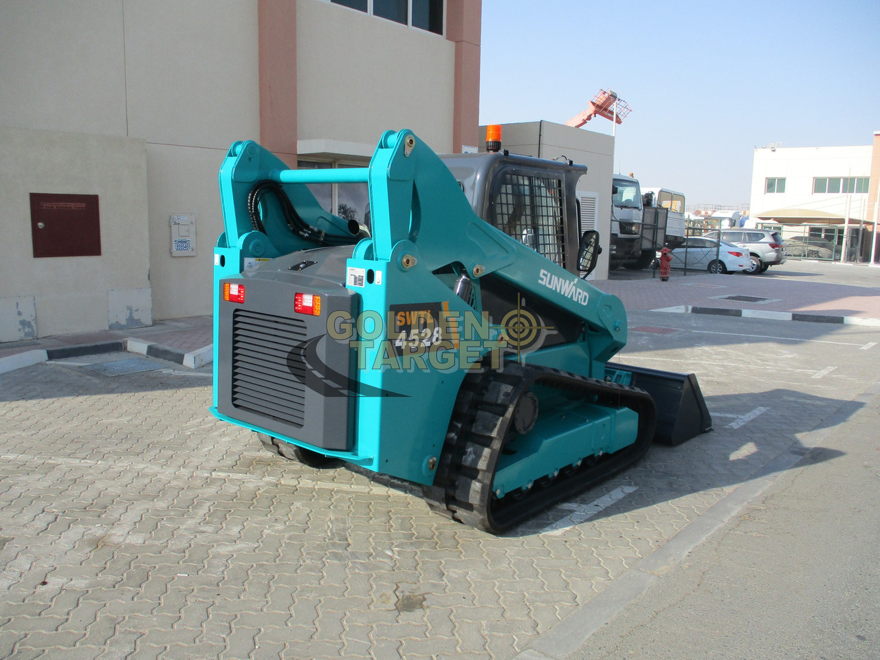 SUNWARD SWTL 4528 Rubber Tracks Skid Steer - Мини-погрузчик с бортовым поворотом: фото 3 SUNWARD SWTL 4528 Rubber Tracks Skid Steer - Мини-погрузчик с бортовым поворотом: фото 3