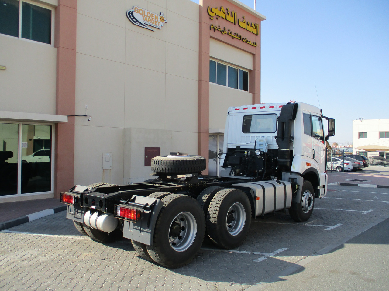 FAW 4181P2K15 6x4 Head Truck - Тягач: фото 3 FAW 4181P2K15 6x4 Head Truck - Тягач: фото 3