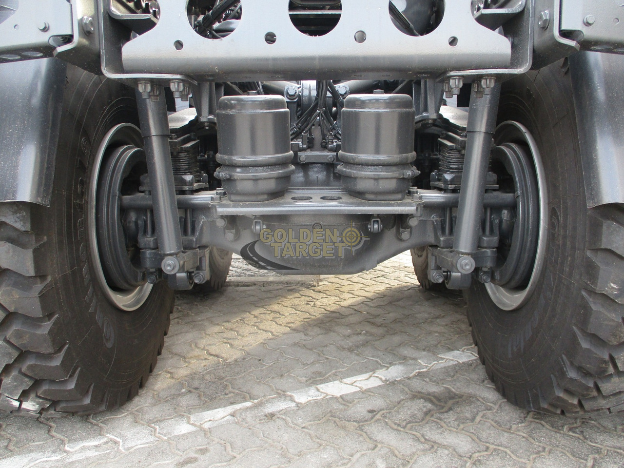 Тягач Mercedes-Benz Arocs 3342 6x6 Head Truck: фото 7 Тягач Mercedes-Benz Arocs 3342 6x6 Head Truck: фото 7