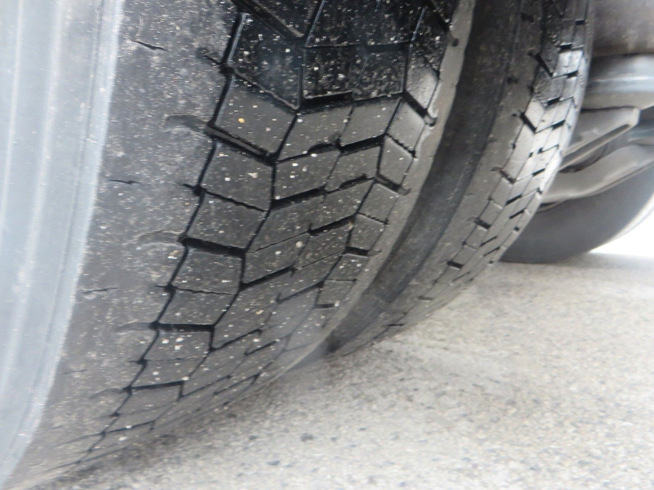 Volvo FH460 4x2Tractor XL - Тягач: фото 5 Volvo FH460 4x2Tractor XL - Тягач: фото 5