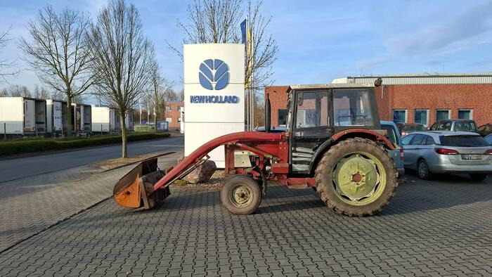 Case IH 633 Frontlader mit Dunggabel und Schaufel - Трактор: фото 5 Case IH 633 Frontlader mit Dunggabel und Schaufel - Трактор: фото 5