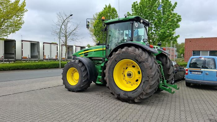 John Deere 7930 - Трактор: фото 4 John Deere 7930 - Трактор: фото 4