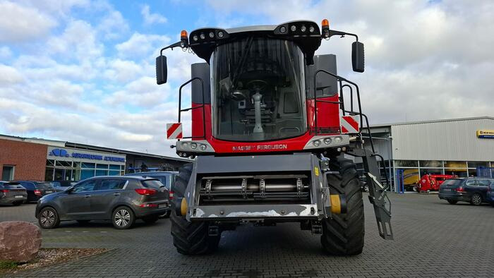 Massey Ferguson Centora 7380 AL - Зерноуборочный комбайн: фото 2 Massey Ferguson Centora 7380 AL - Зерноуборочный комбайн: фото 2