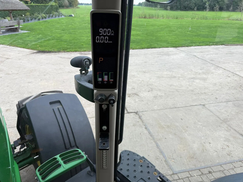 John Deere 7230R AP Trekker R serie 7230 - Трактор: фото 4 John Deere 7230R AP Trekker R serie 7230 - Трактор: фото 4