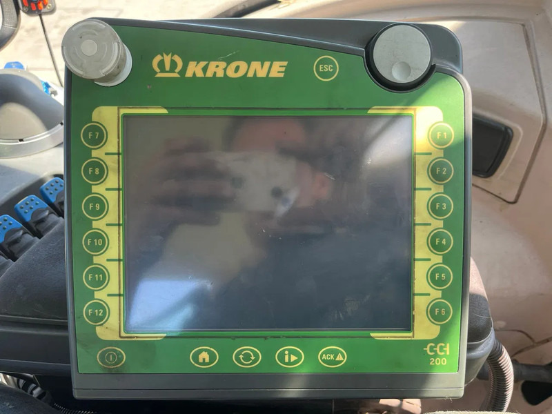 Krone swadro 1400 plus 4 rotor hark NIEUW STAAT - Сеноворошилка: фото 4 Krone swadro 1400 plus 4 rotor hark NIEUW STAAT - Сеноворошилка: фото 4