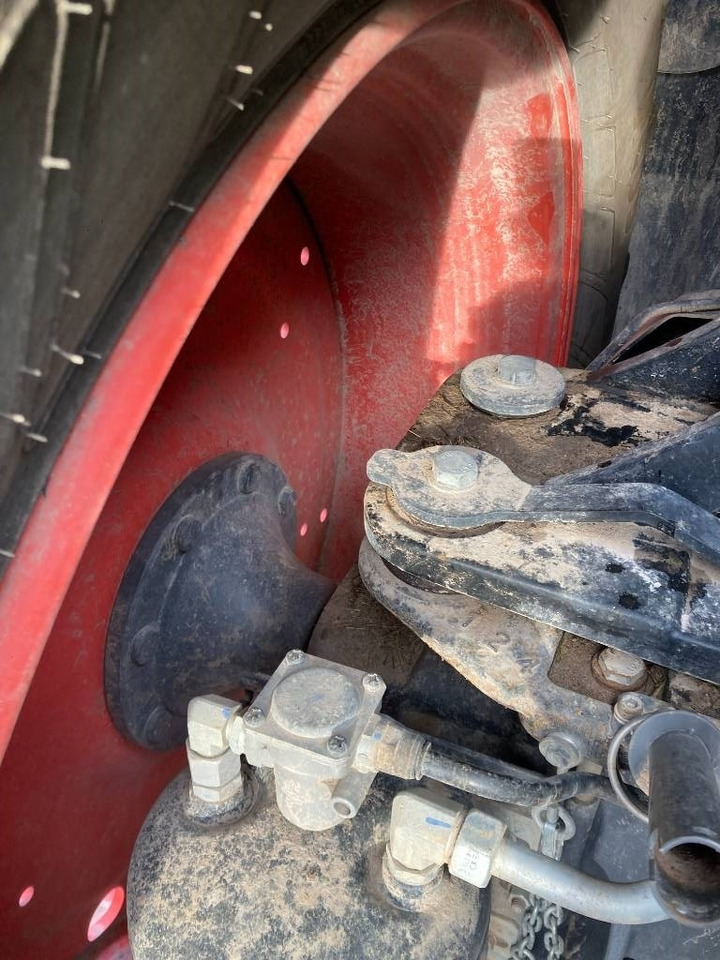 Трактор Claas Axion 830 CIS: фото 13 Трактор Claas Axion 830 CIS: фото 13