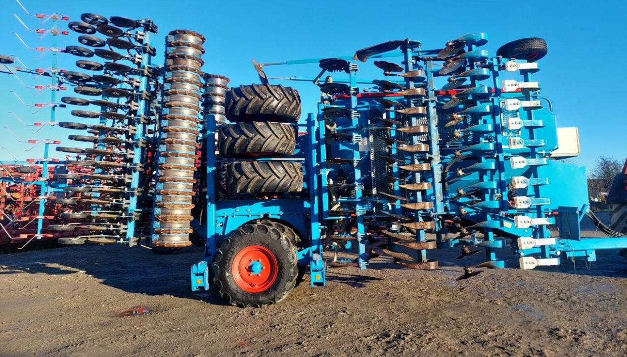 Lemken COMPACT-SOLITAIR 9/600 K HD - Сеялка: фото 1 Lemken COMPACT-SOLITAIR 9/600 K HD - Сеялка: фото 1