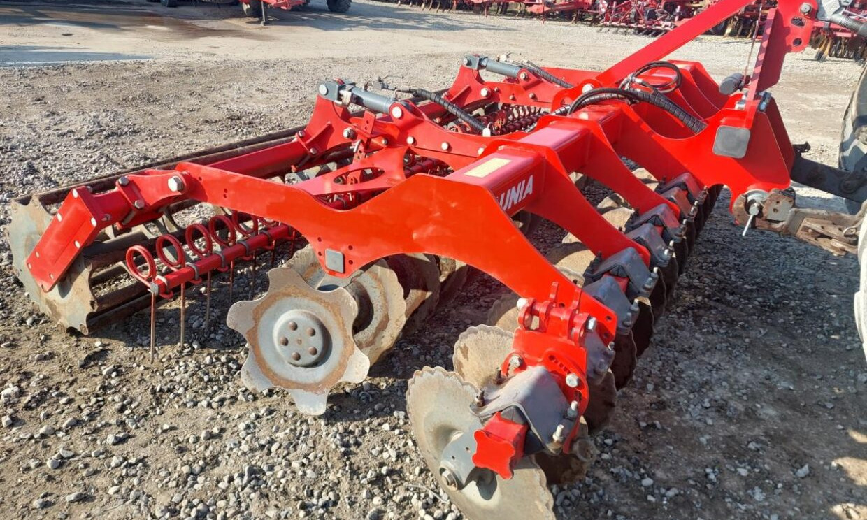 Unia ARES XL 4 - Дисковая борона: фото 1 Unia ARES XL 4 - Дисковая борона: фото 1