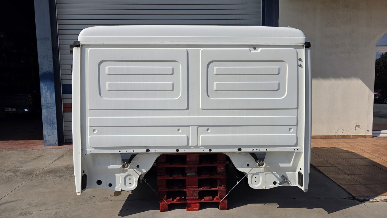MERCEDES-BENZ ACTROS MP3 EURO 5 MEDIUM SIZE - Кабина: фото 4 MERCEDES-BENZ ACTROS MP3 EURO 5 MEDIUM SIZE - Кабина: фото 4