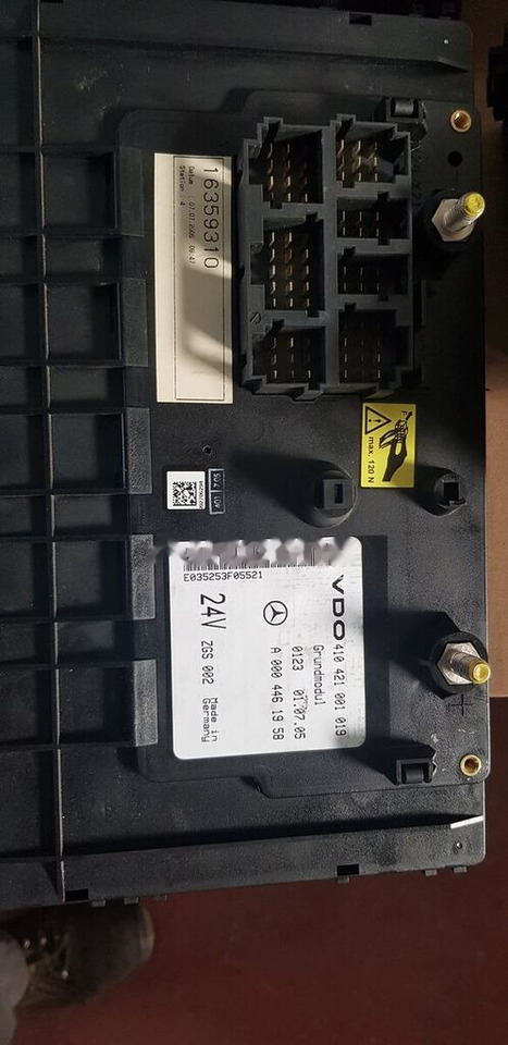 Mercedes-Benz GRUNDMODUL ACTROS MP4 A001 446 25 58 Mercedes-Benz ACTROS MP4 - Блок управления для Грузовиков: фото 4 Mercedes-Benz GRUNDMODUL ACTROS MP4 A001 446 25 58 Mercedes-Benz ACTROS MP4 - Блок управления для Грузовиков: фото 4