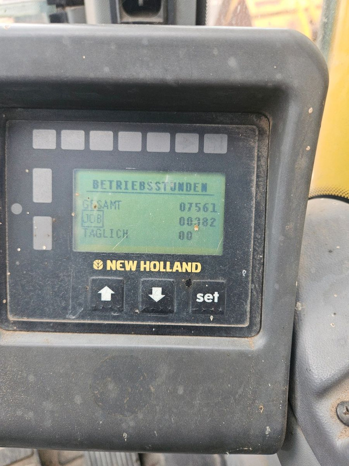 Колёсный экскаватор New Holland MH Plus 18t Mobilbagger: фото 6 Колёсный экскаватор New Holland MH Plus 18t Mobilbagger: фото 6