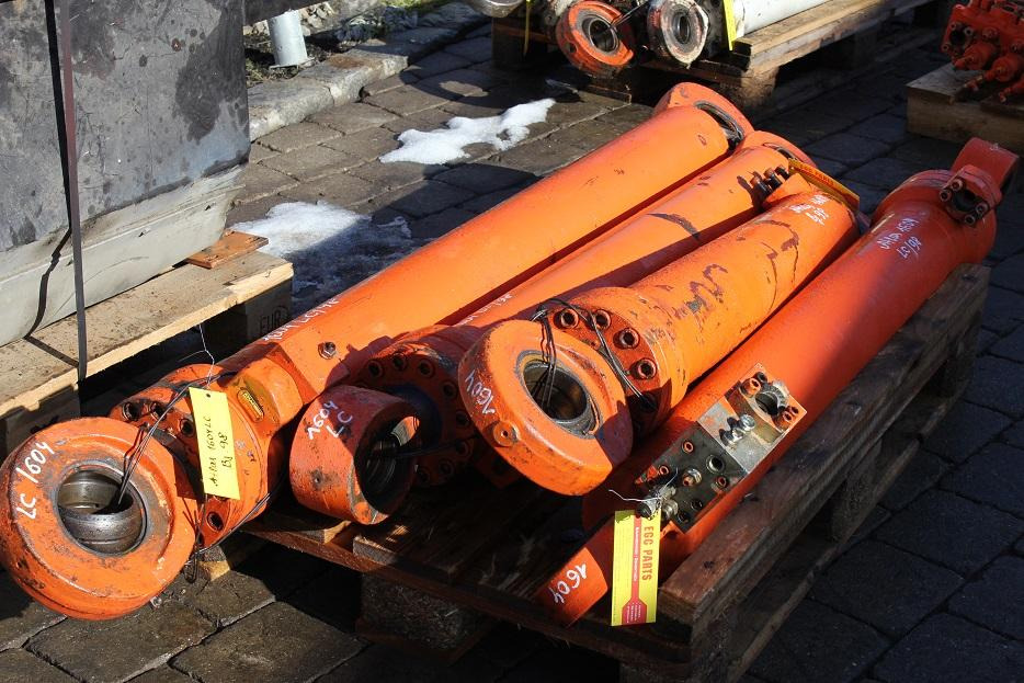 Atlas 1604 LC - Гидравлический цилиндр для Строительной техники: фото 2 Atlas 1604 LC - Гидравлический цилиндр для Строительной техники: фото 2