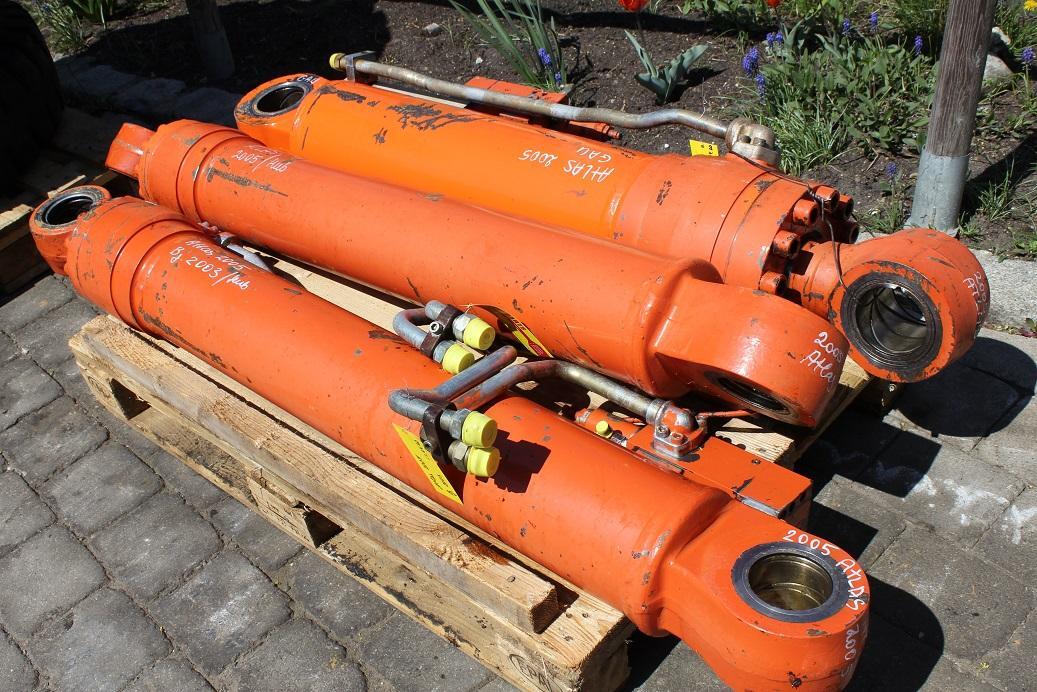 Atlas 2005 - Гидравлический цилиндр для Строительной техники: фото 1 Atlas 2005 - Гидравлический цилиндр для Строительной техники: фото 1