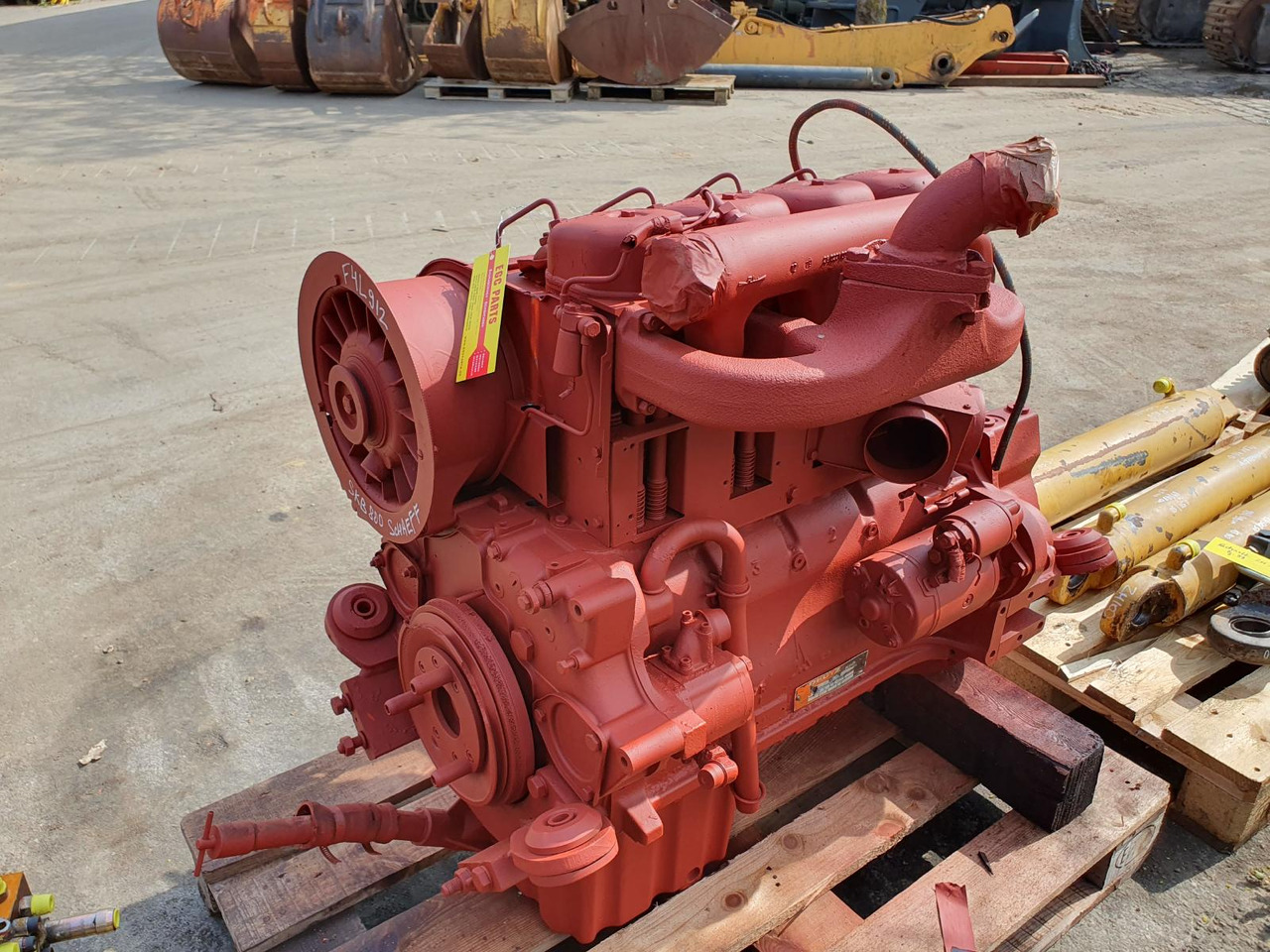 Двигатель для Строительной техники Deutz F4L912 aus SKB 800: фото 7 Двигатель для Строительной техники Deutz F4L912 aus SKB 800: фото 7