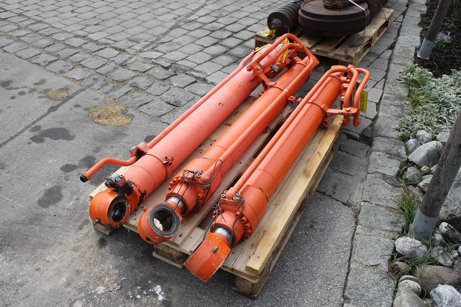 Fiat-Hitachi EX 165 - Гидравлический цилиндр для Строительной техники: фото 3 Fiat-Hitachi EX 165 - Гидравлический цилиндр для Строительной техники: фото 3