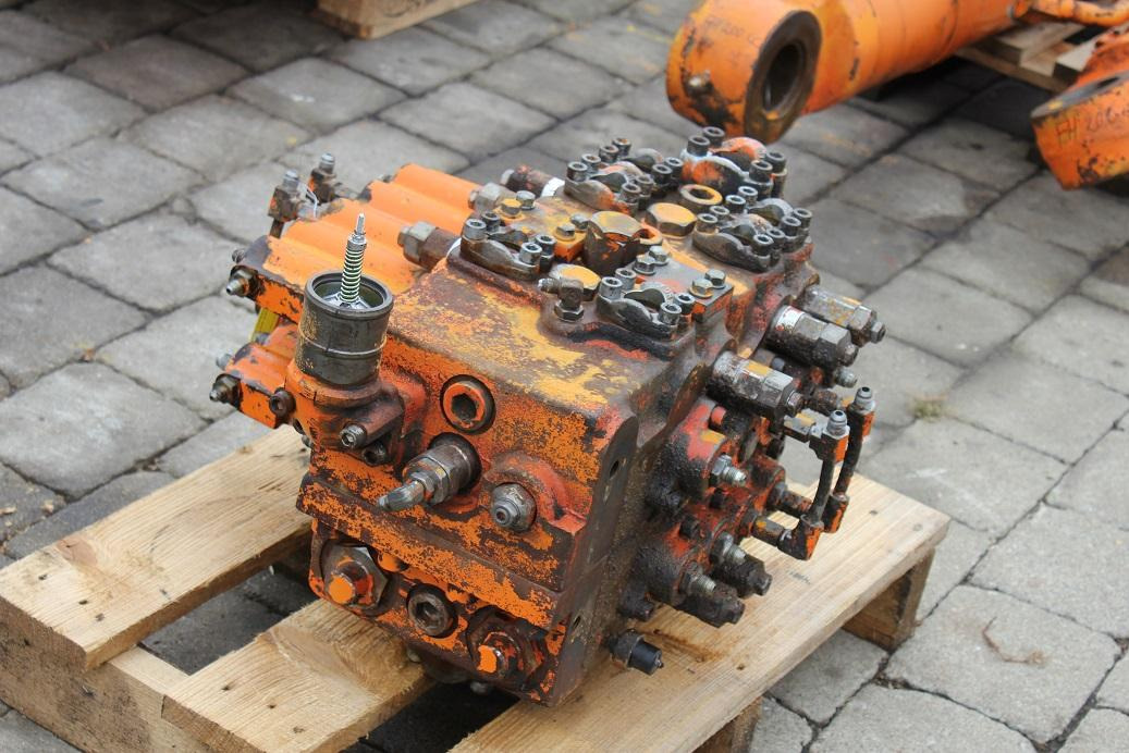 Hitachi FH200LC - Гидравлический клапан для Строительной техники: фото 4 Hitachi FH200LC - Гидравлический клапан для Строительной техники: фото 4