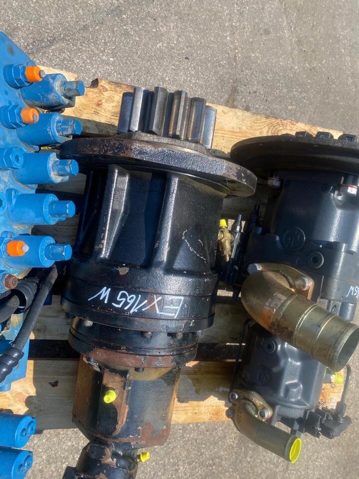 Hitachi Transmittal 705TF2 aus EX 165 W - Поворотный редуктор для Строительной техники: фото 1 Hitachi Transmittal 705TF2 aus EX 165 W - Поворотный редуктор для Строительной техники: фото 1